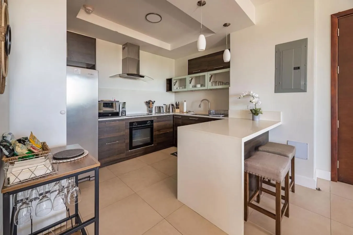 Appartement Parkhurst 408 With King Bed And Pool Kingston